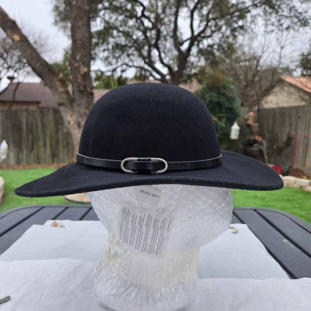ADORA Classic Black Felt Hat with Logo Band - Picture 6 of 7
